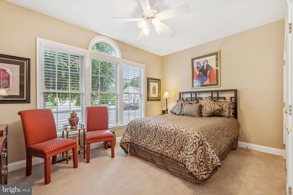 6249 CLAY HILL COURT