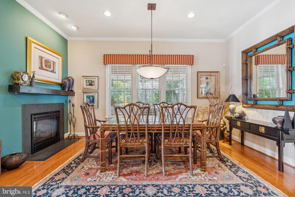 6249 CLAY HILL COURT