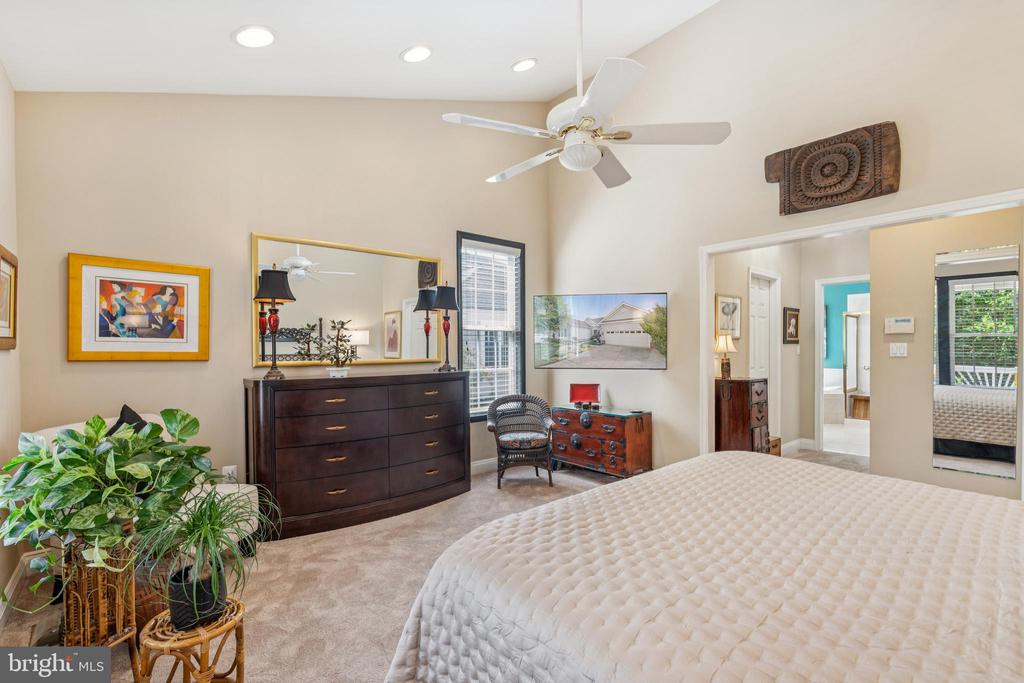 6249 CLAY HILL COURT