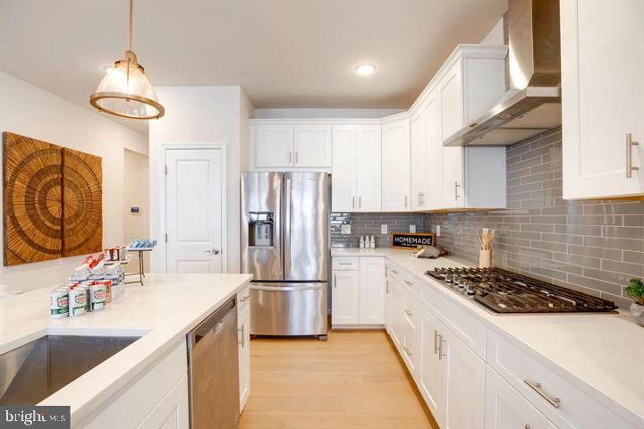 6868 MOONSTONE PEONY LANE