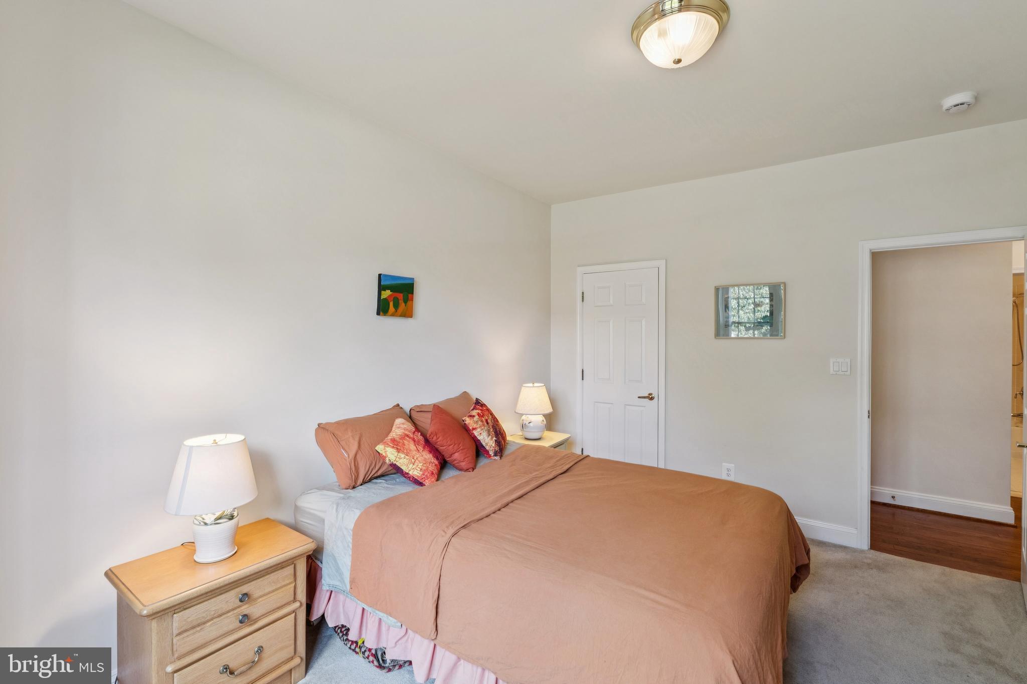 14015 BREEDERS CUP DRIVE