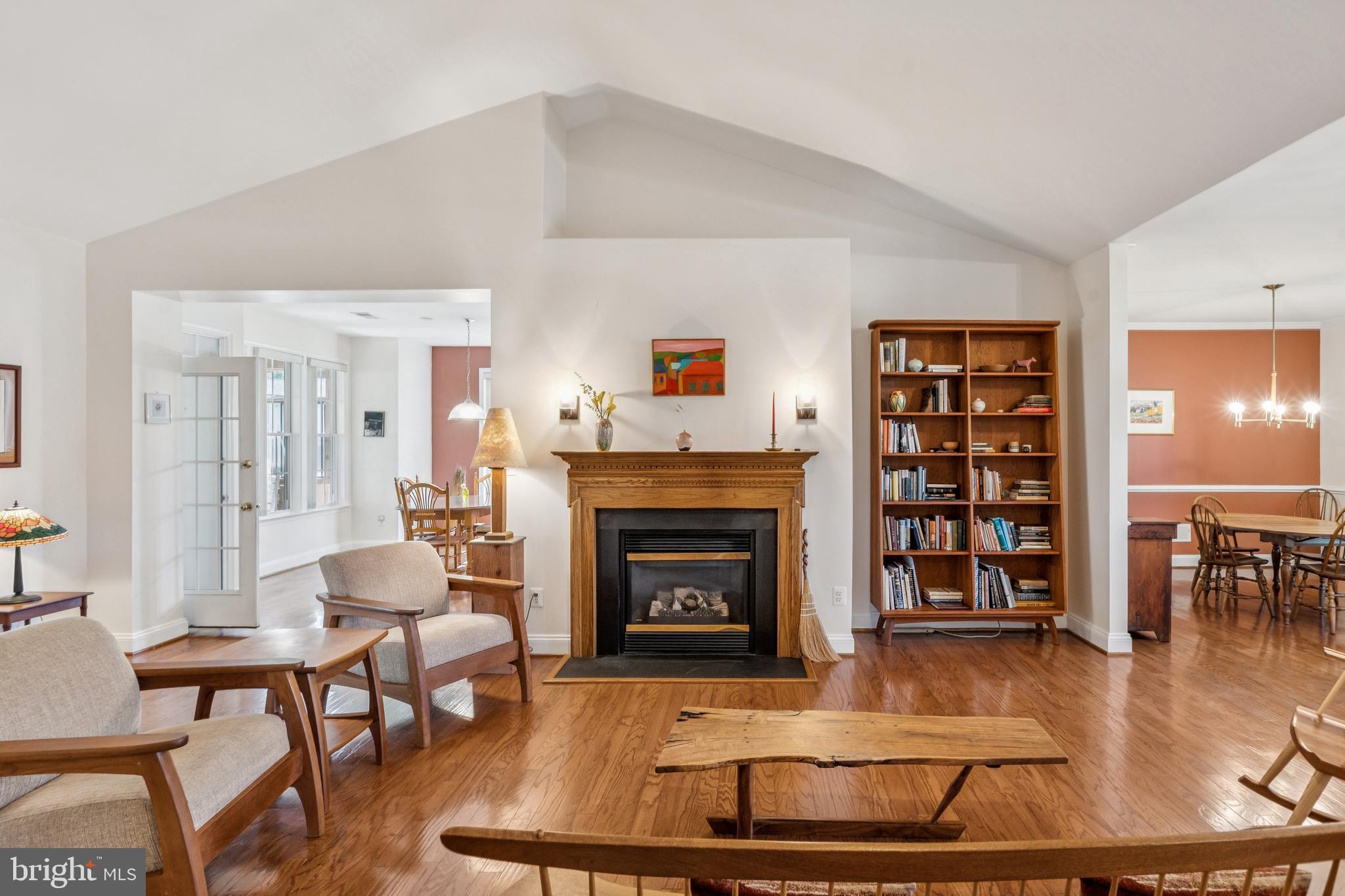 14015 BREEDERS CUP DRIVE