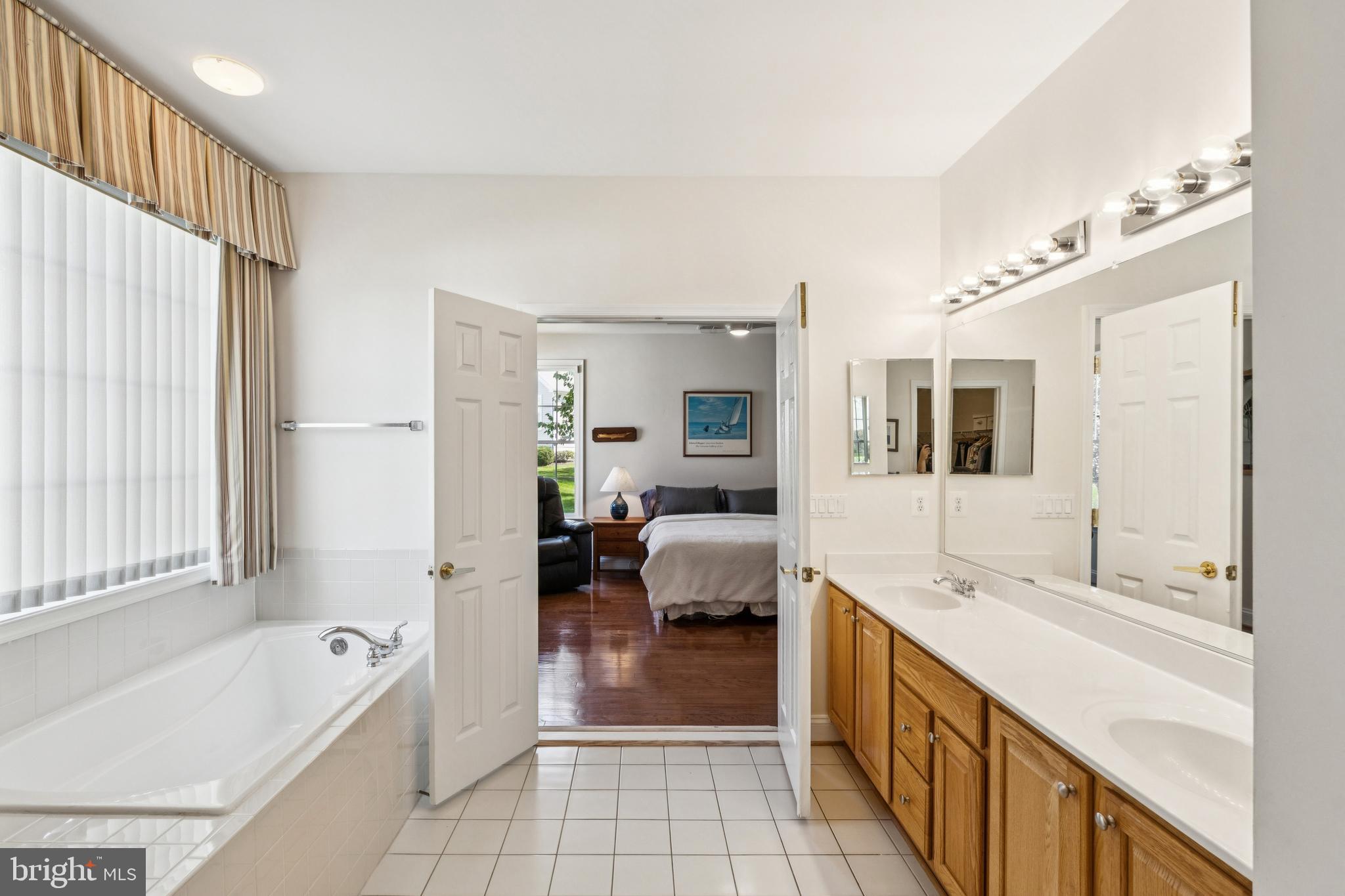 14015 BREEDERS CUP DRIVE