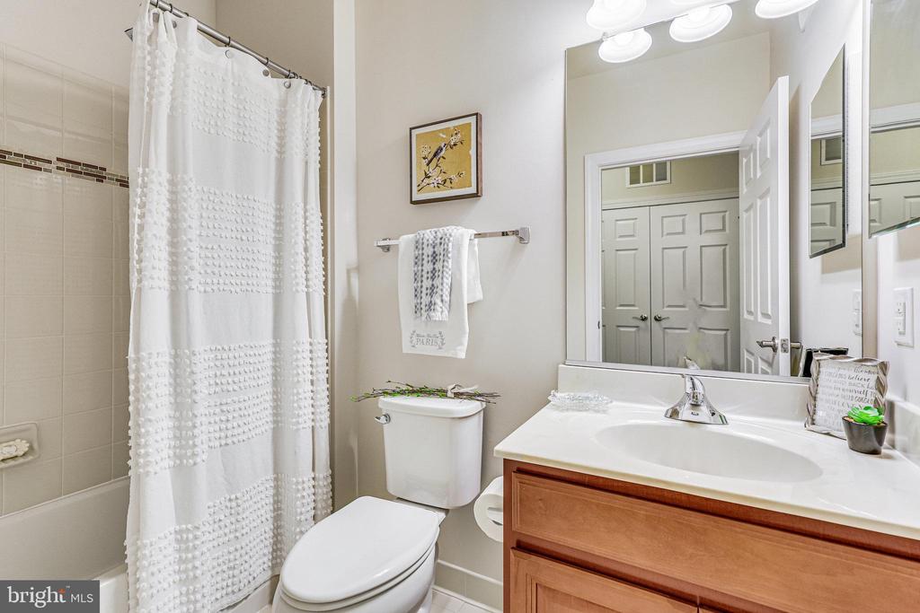 15110 HEATHER MILL LANE 201
