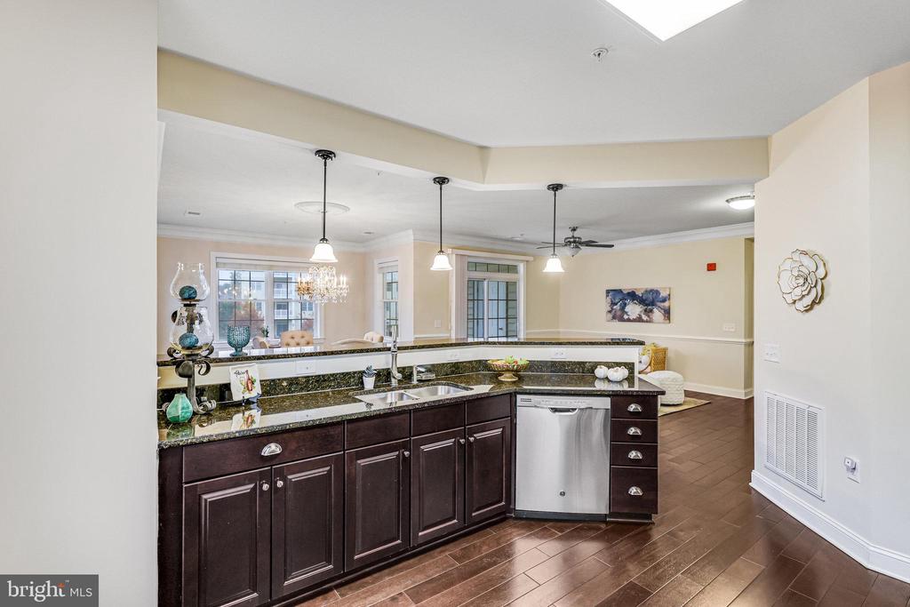 15110 HEATHER MILL LANE 201