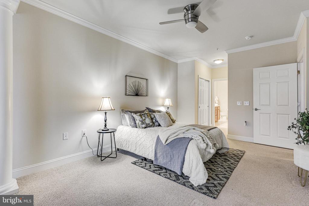 15110 HEATHER MILL LANE 201