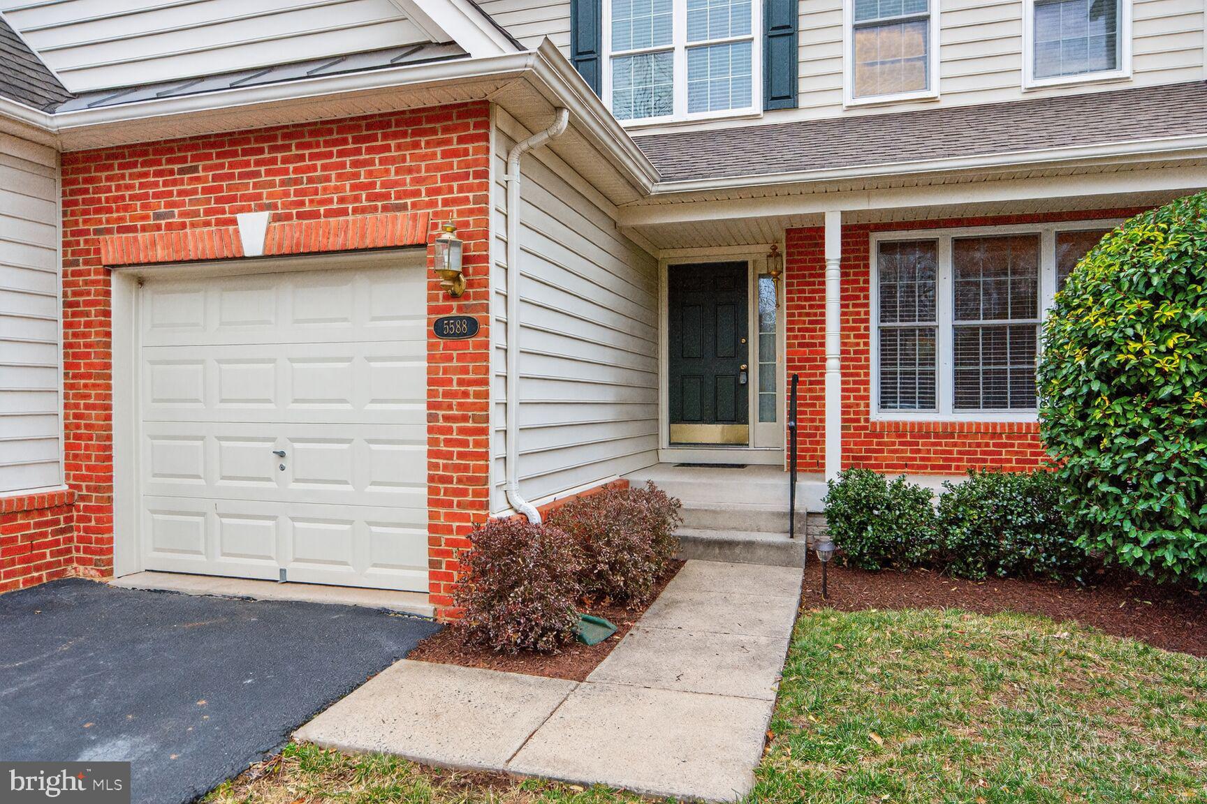 5588 ARROWFIELD TERRACE