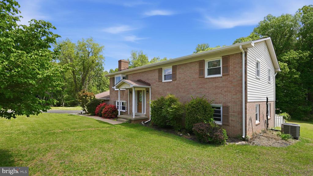 4211 JACKSON MILL ROAD