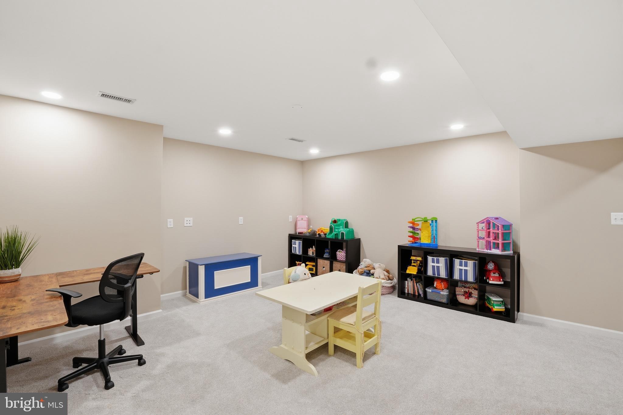 7299 PRICES COVE PLACE