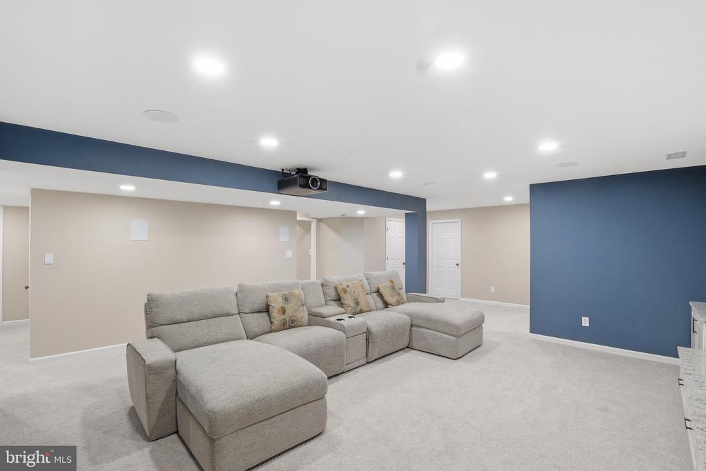 7299 PRICES COVE PLACE