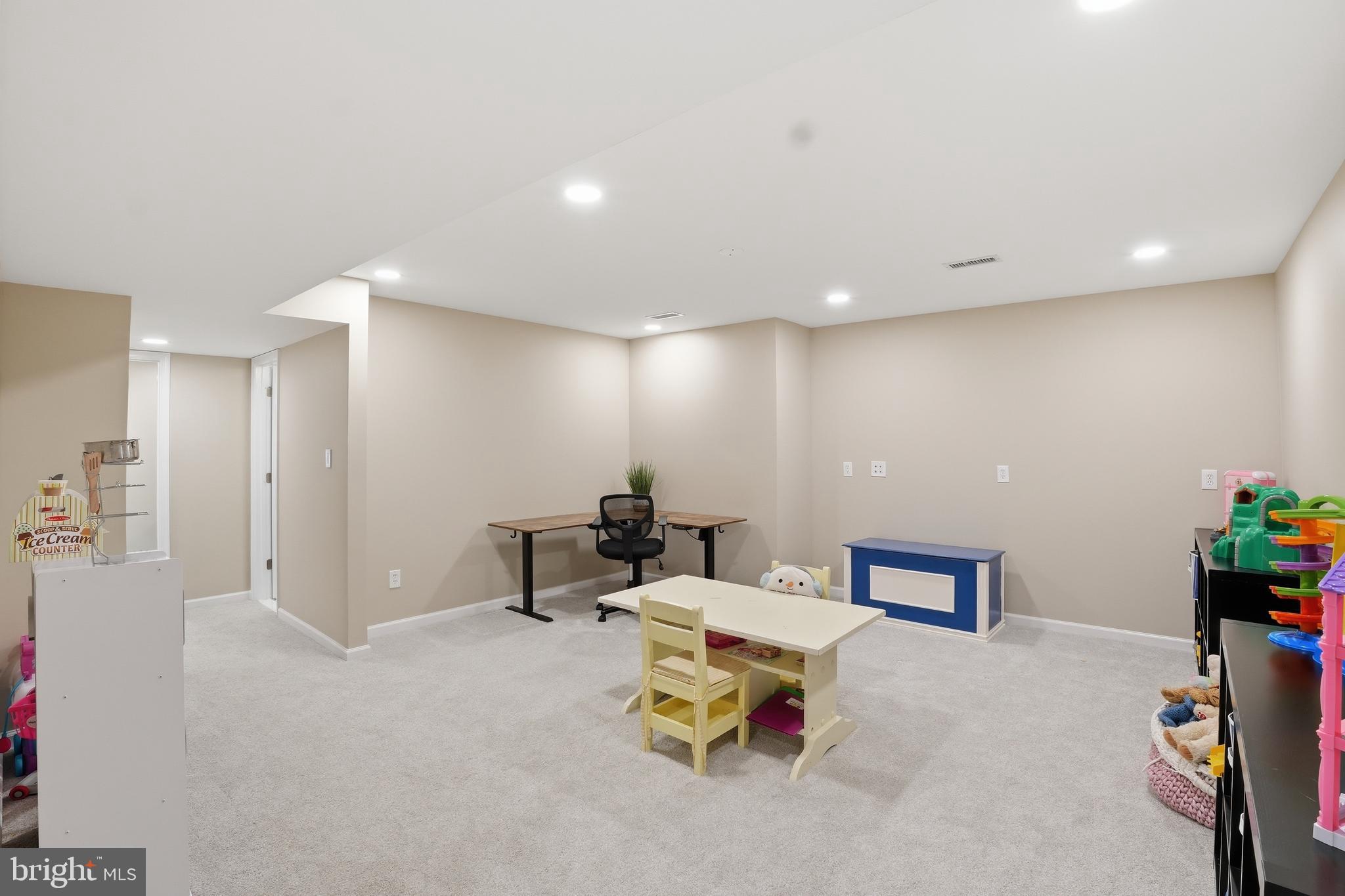 7299 PRICES COVE PLACE