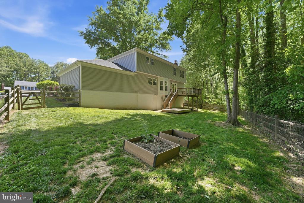 4690 ABBOTT COURT