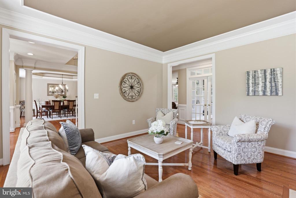 10601 AUSLEY COURT