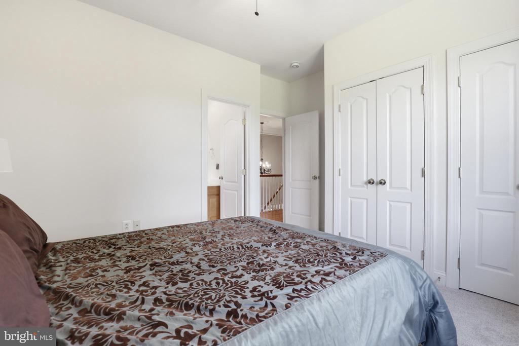 10601 AUSLEY COURT