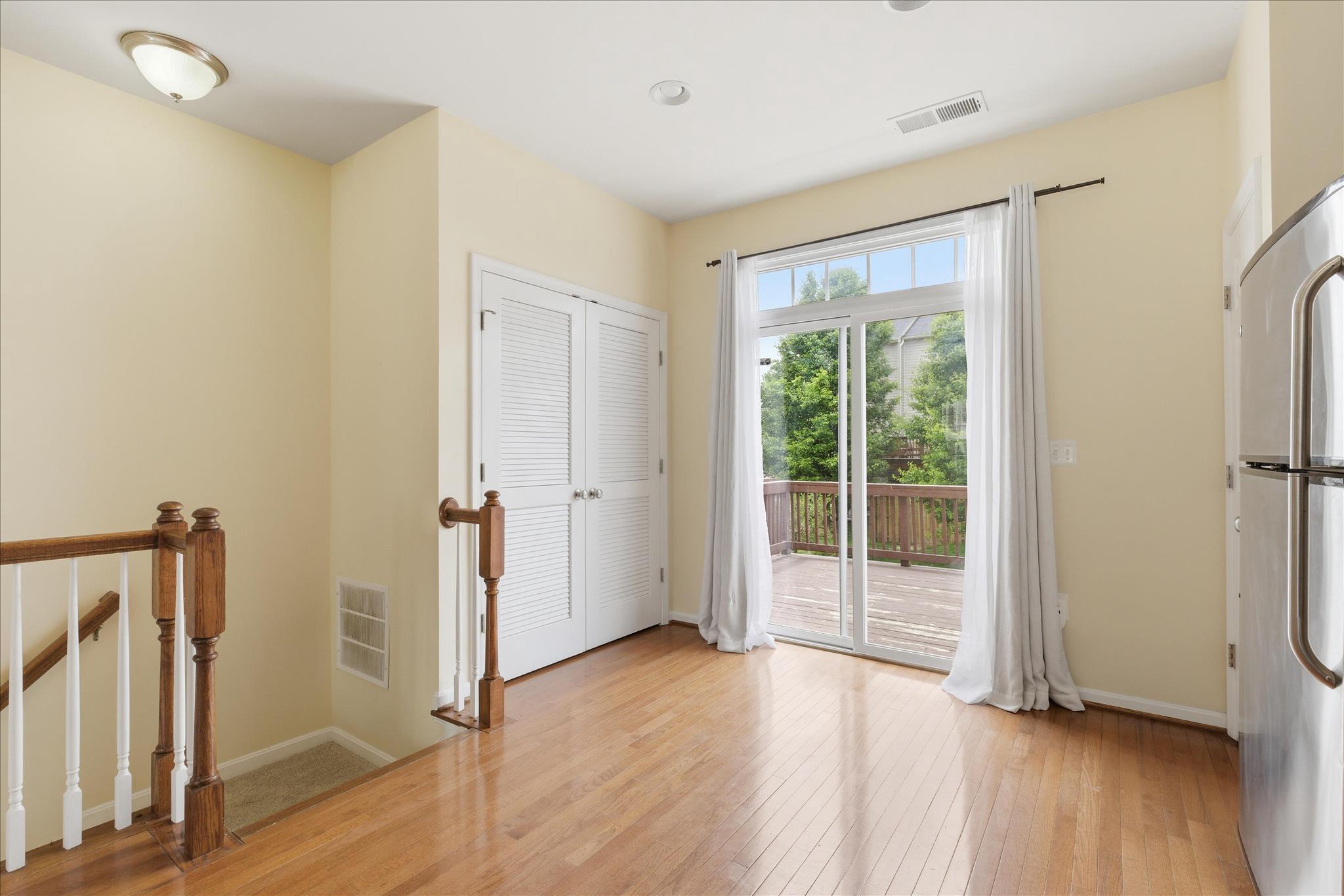 15704 JOHN DISKIN CIRCLE