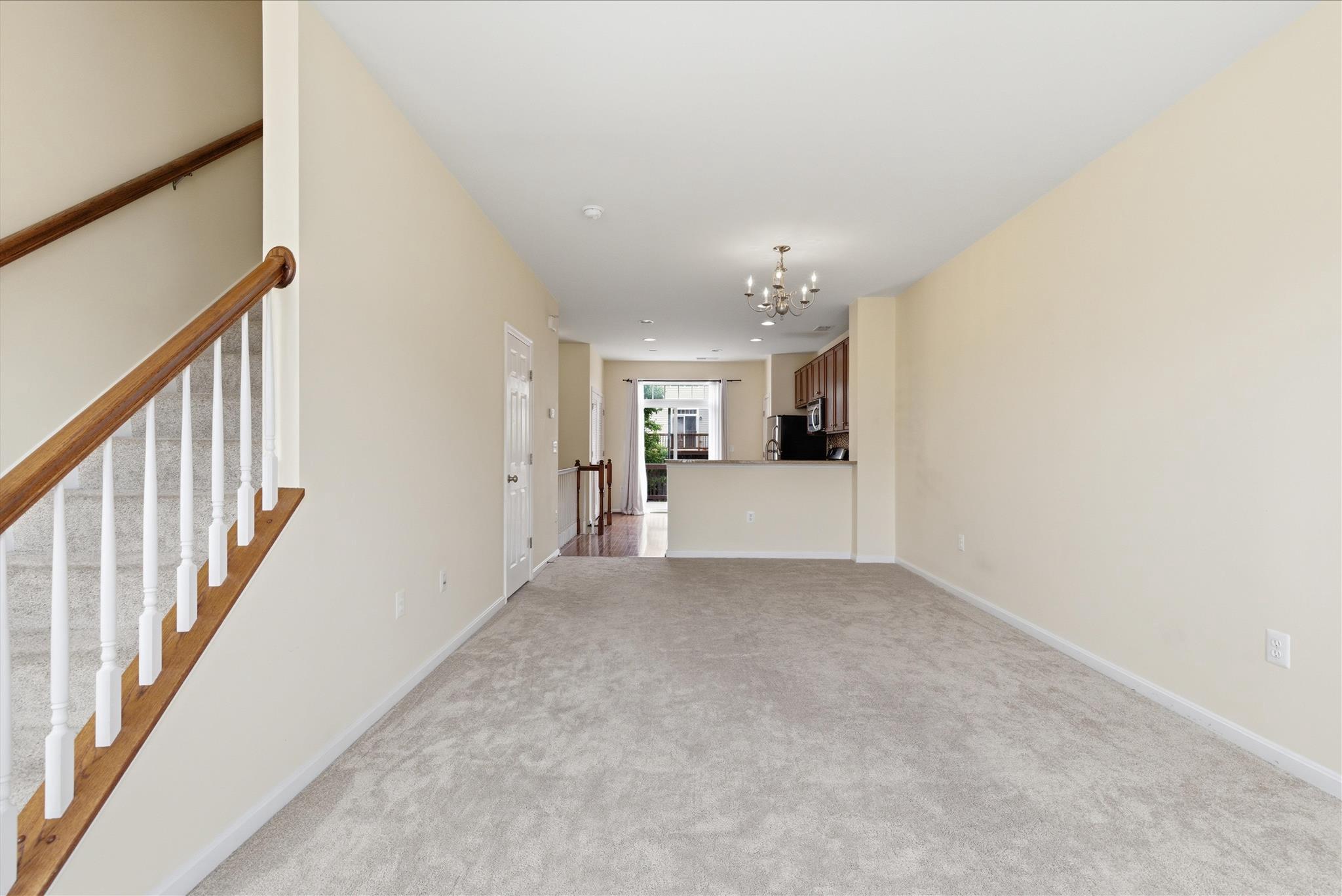 15704 JOHN DISKIN CIRCLE