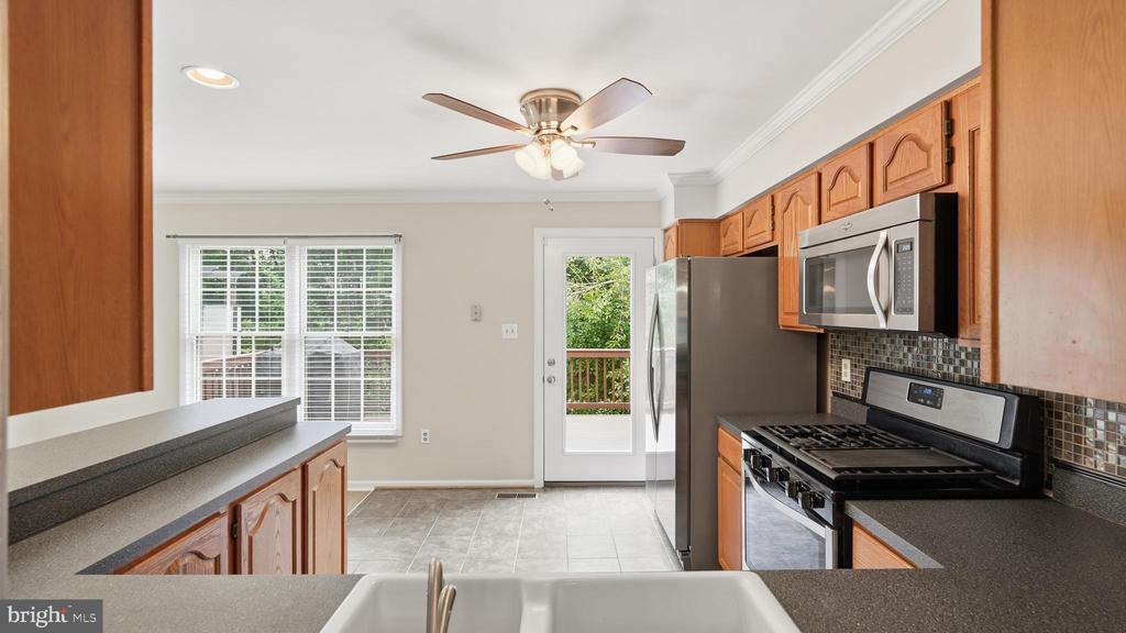 7843 SABRE COURT