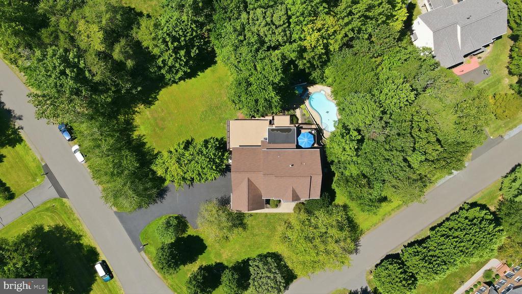 8000 PINNACLE RIDGE DRIVE