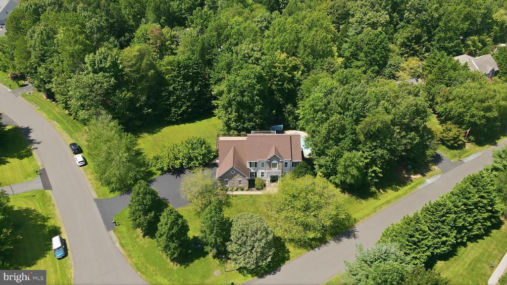 8000 PINNACLE RIDGE DRIVE