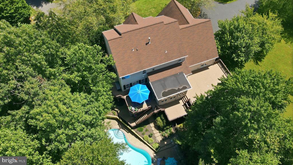 8000 PINNACLE RIDGE DRIVE