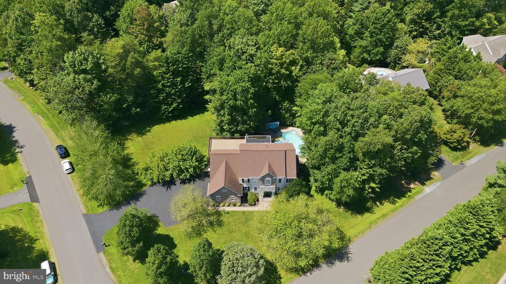 8000 PINNACLE RIDGE DRIVE