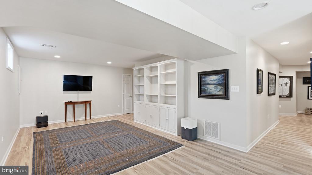7516 NYACK COURT