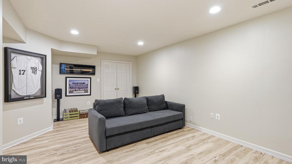 7516 NYACK COURT