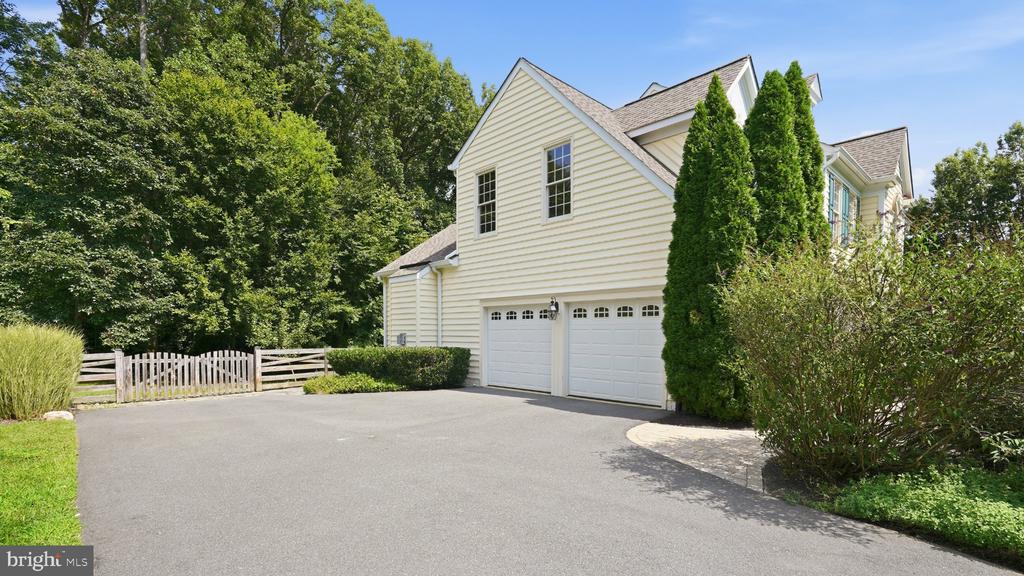 7516 NYACK COURT