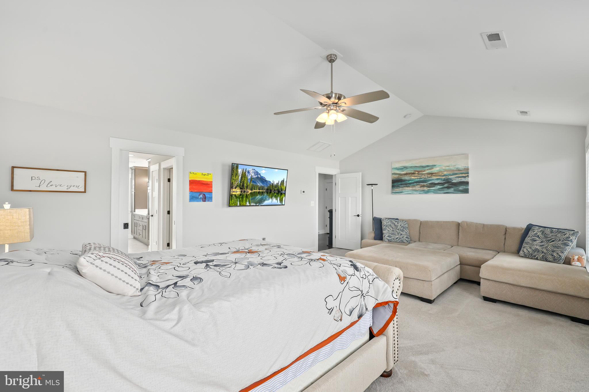 17 Dahlia Ln