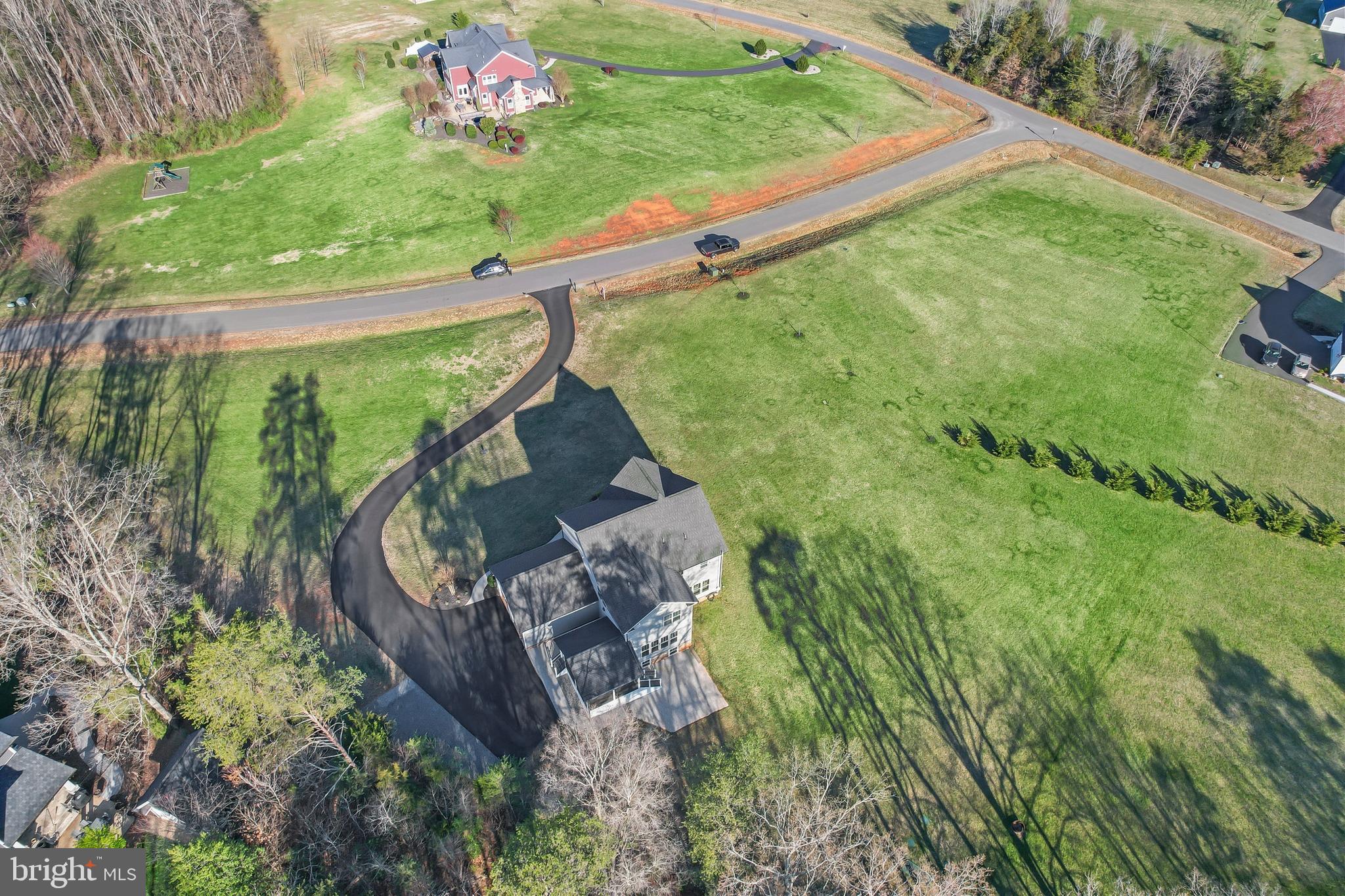 17 Dahlia Ln