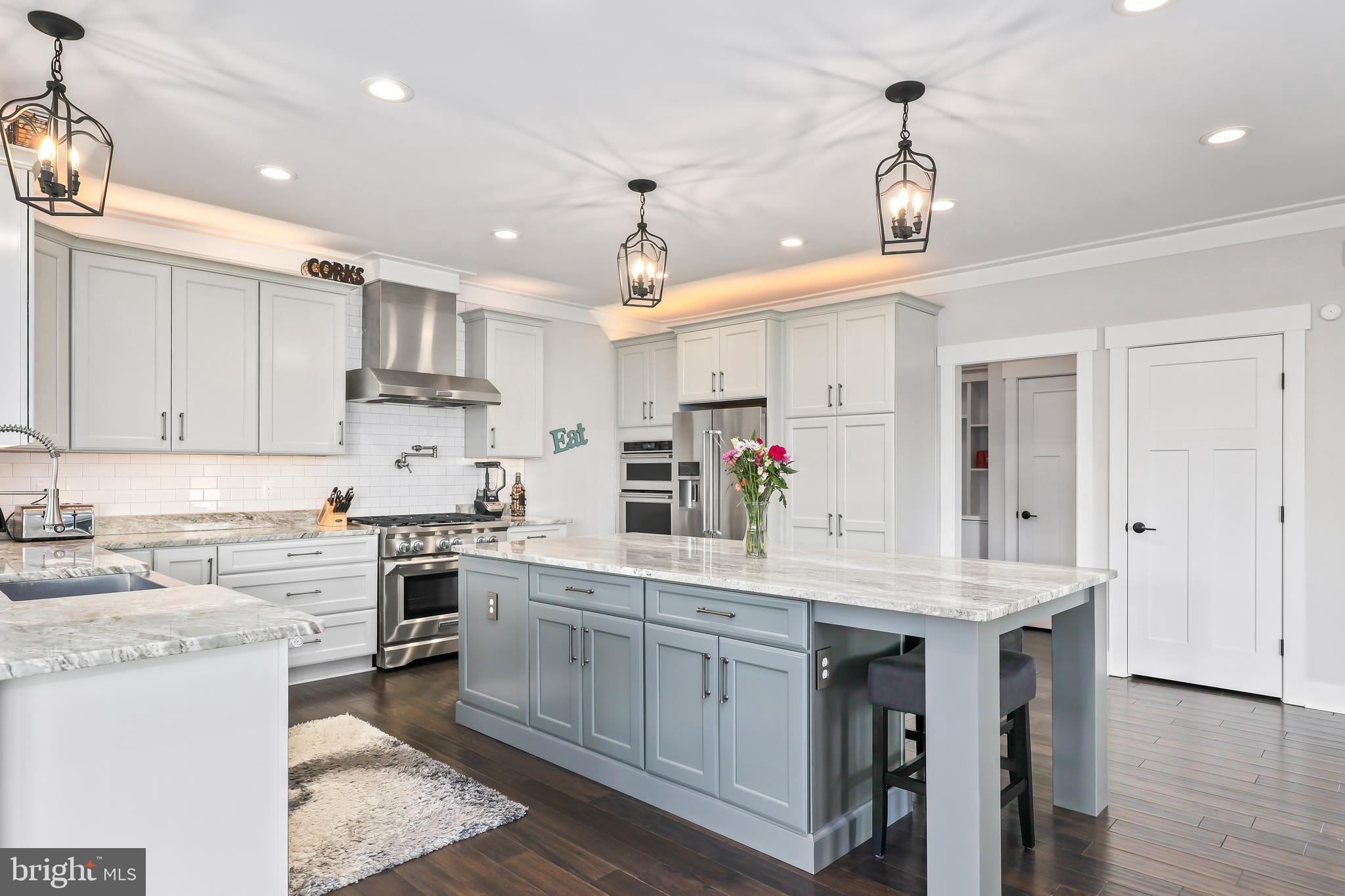 17 Dahlia Ln