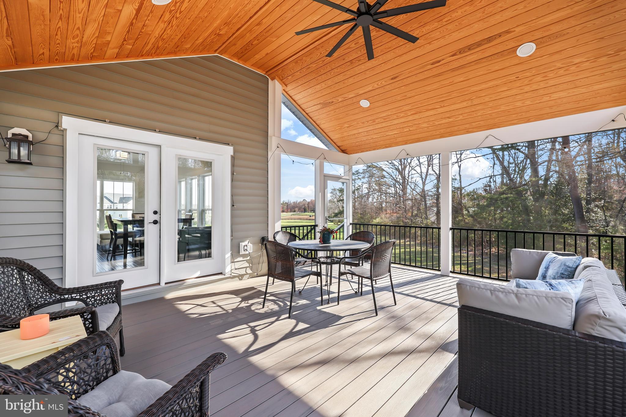 17 Dahlia Ln