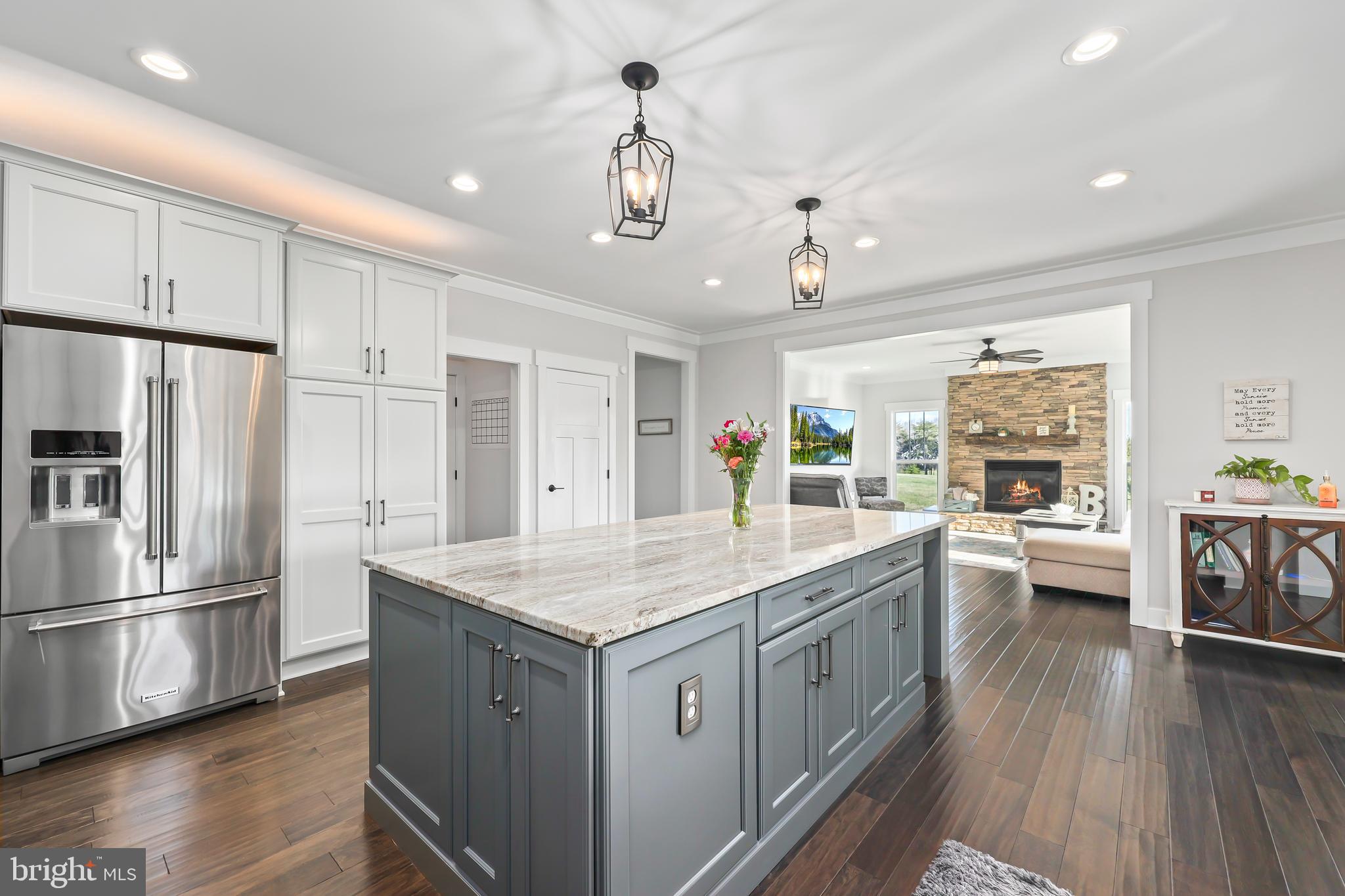 17 Dahlia Ln