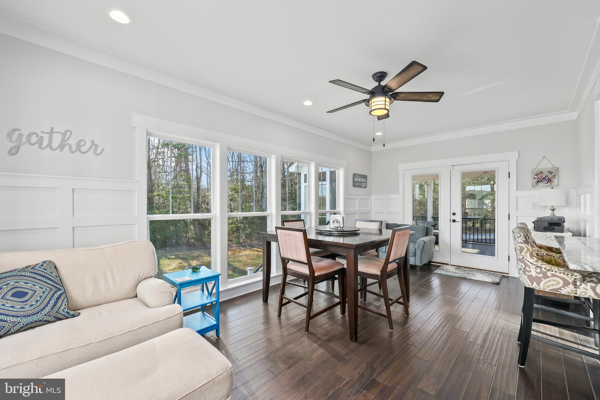 17 Dahlia Ln