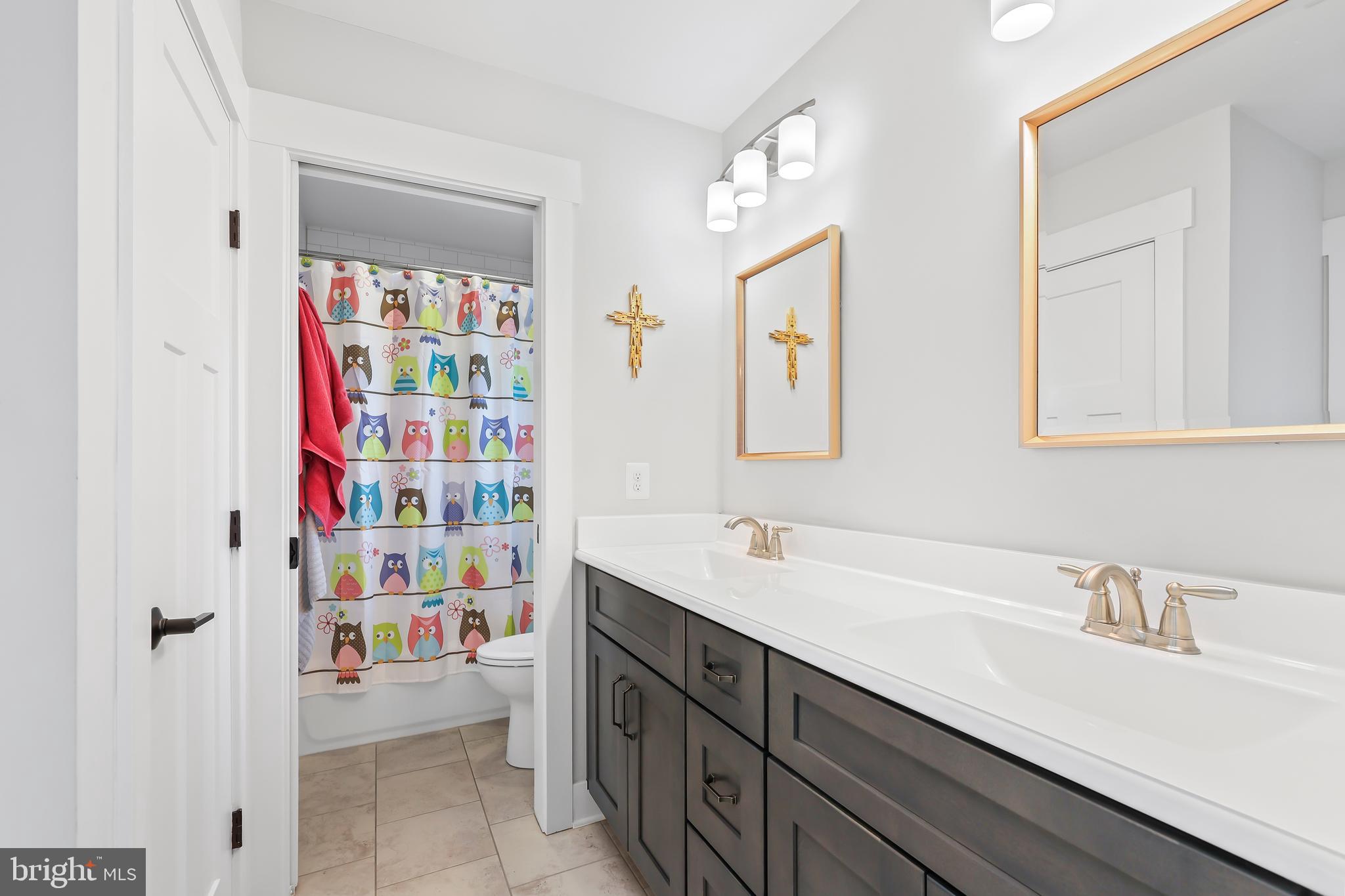 17 Dahlia Ln