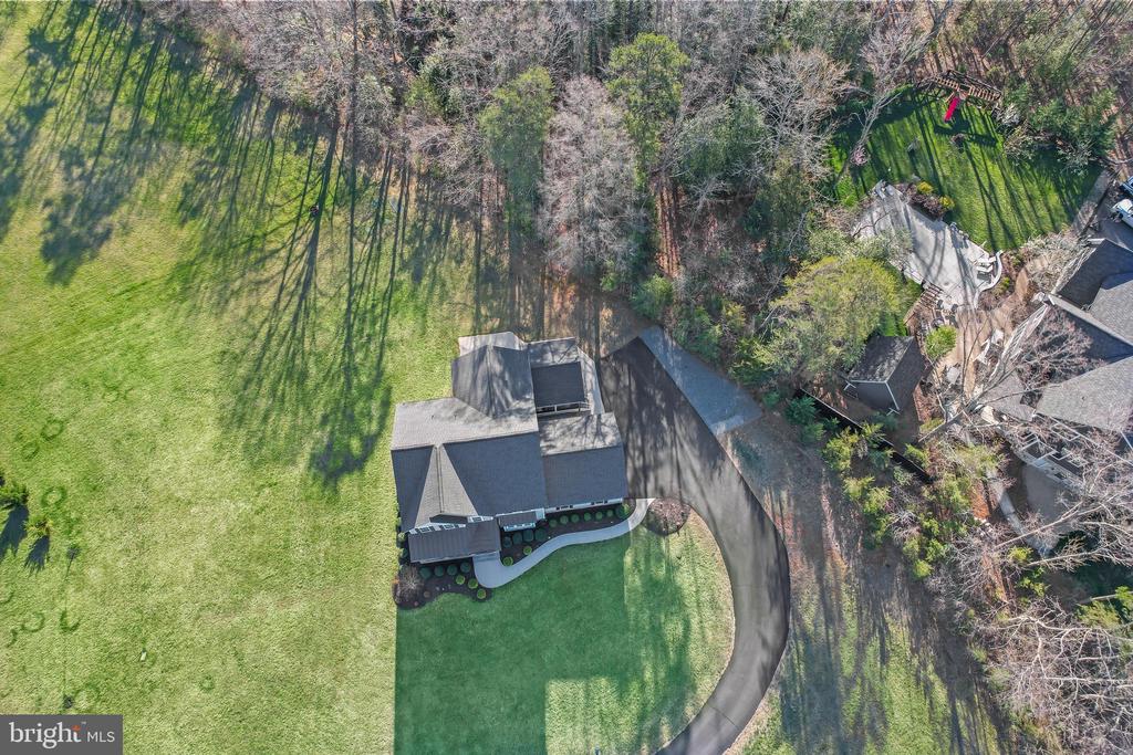 17 Dahlia Ln