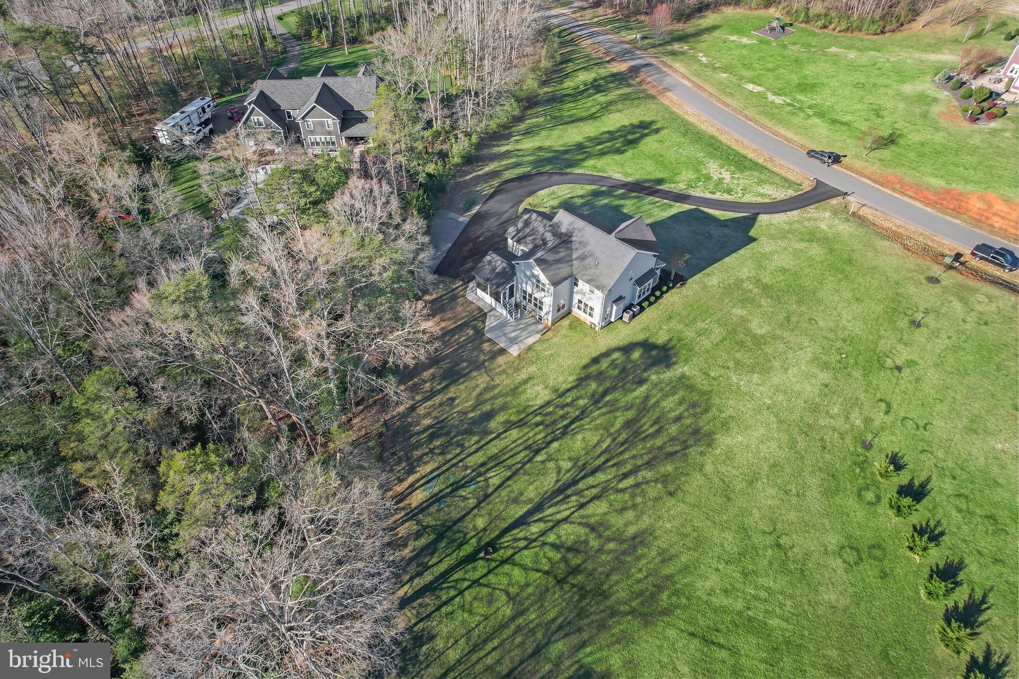 17 Dahlia Ln