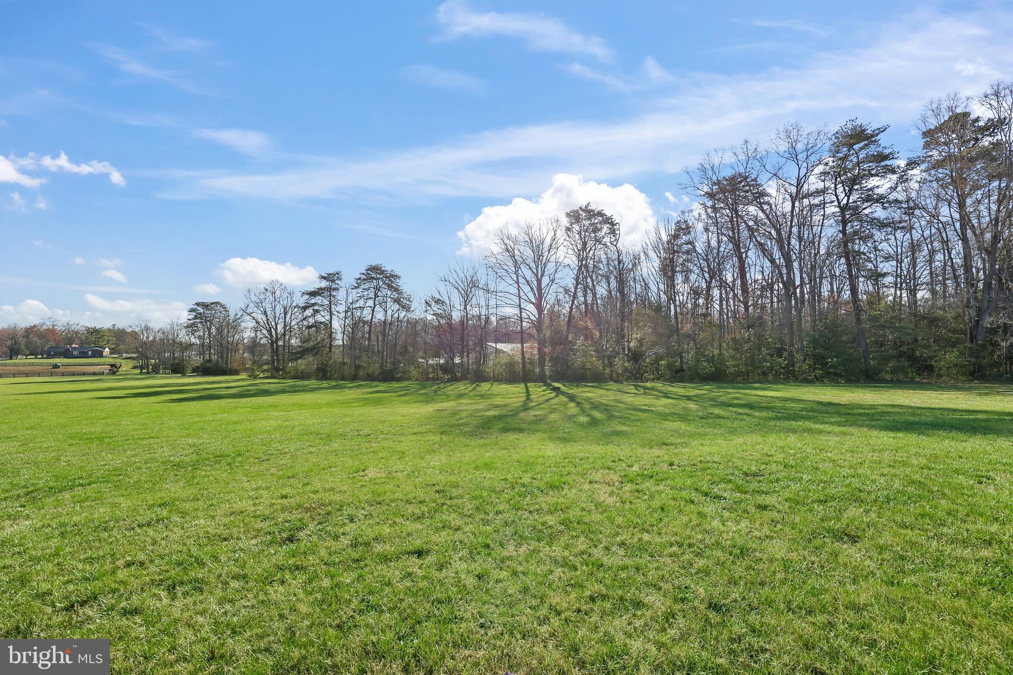 17 Dahlia Ln