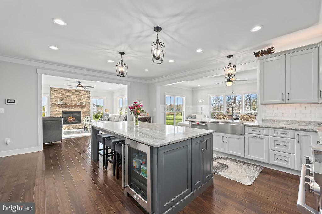17 Dahlia Ln
