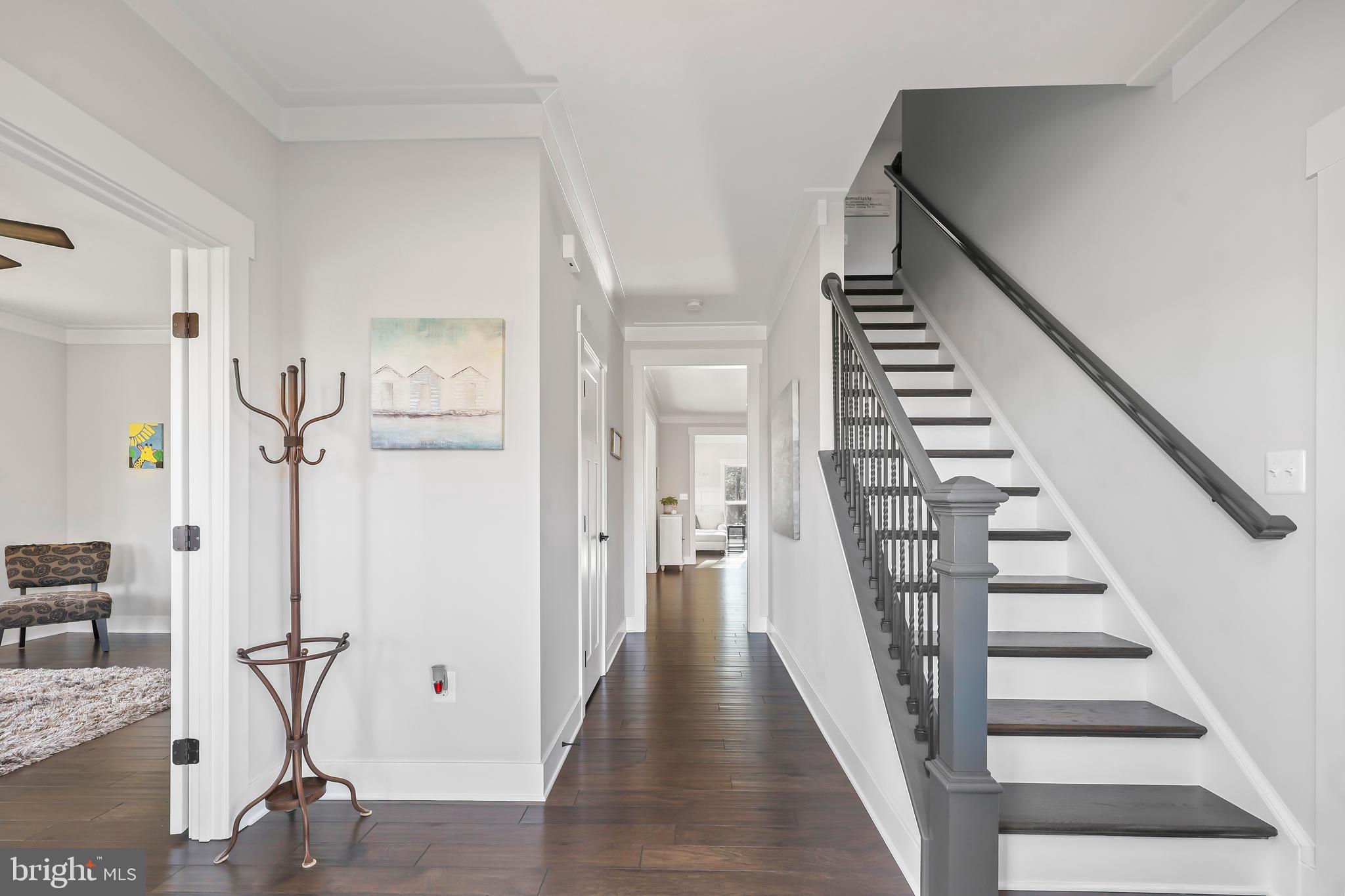 17 Dahlia Ln