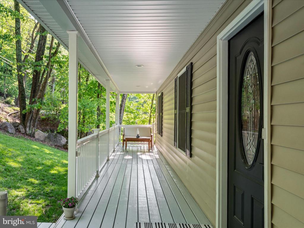 439 WINDY WAY