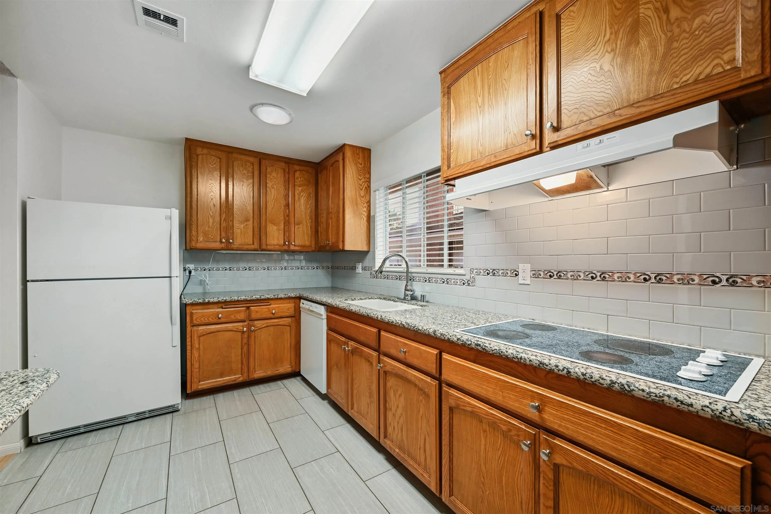 3117 Mercer Ln