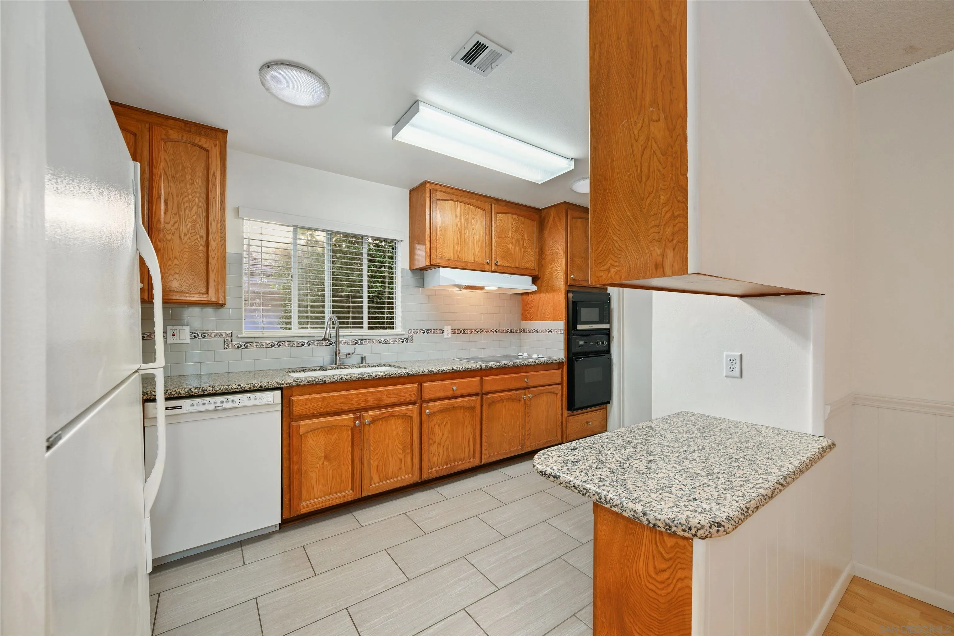 3117 Mercer Ln