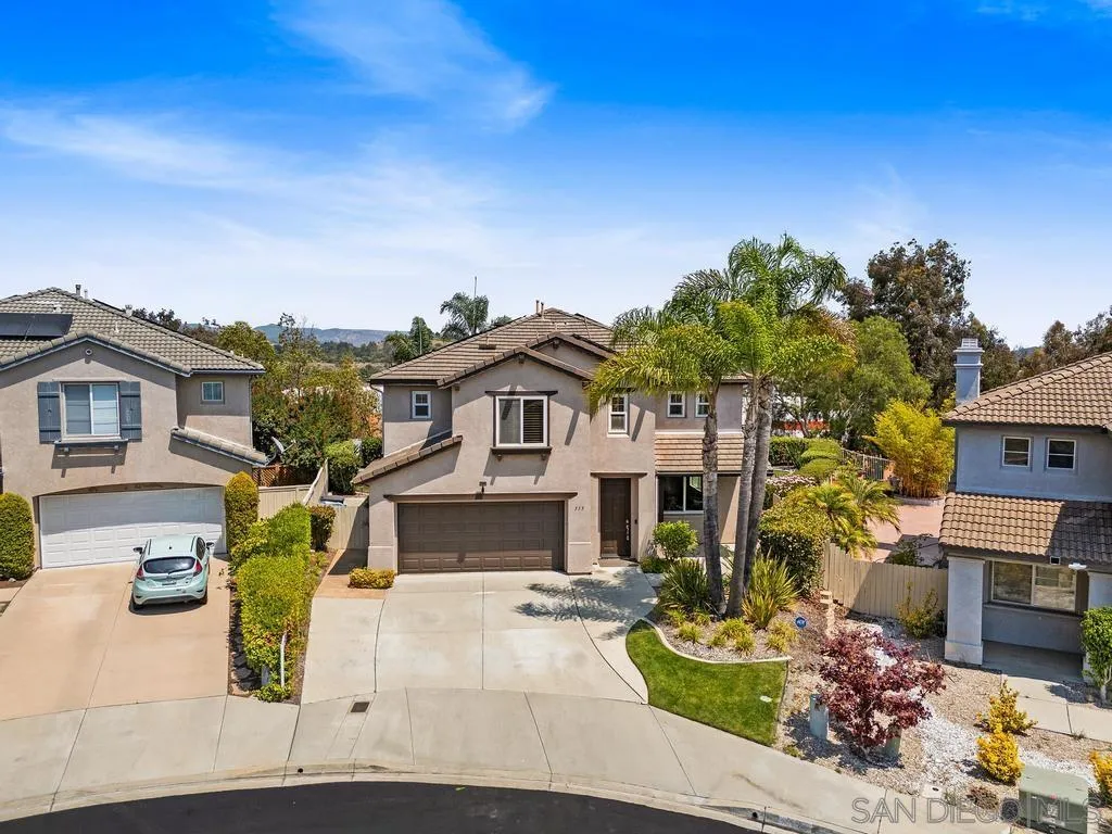 315 Sunbird Ct
