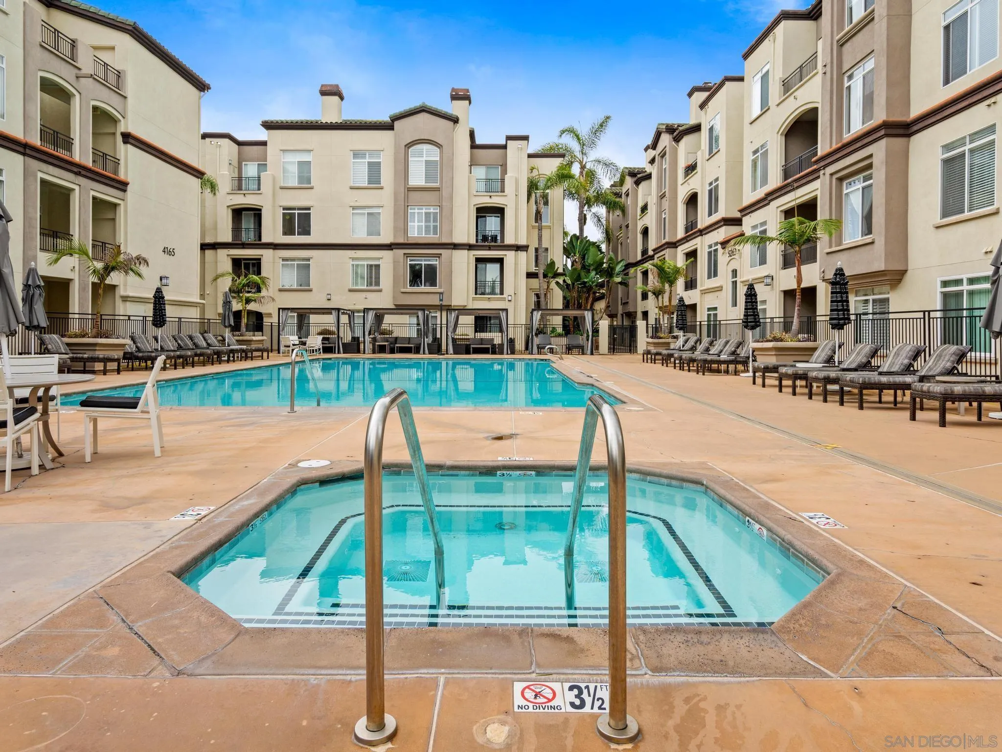 9263 Regents Rd Unit B302