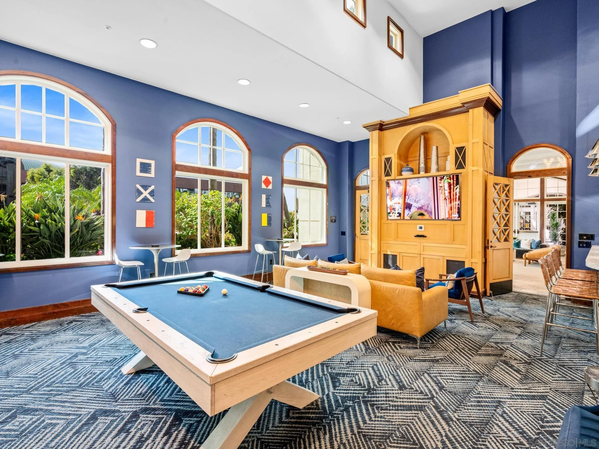 9263 Regents Rd Unit B302