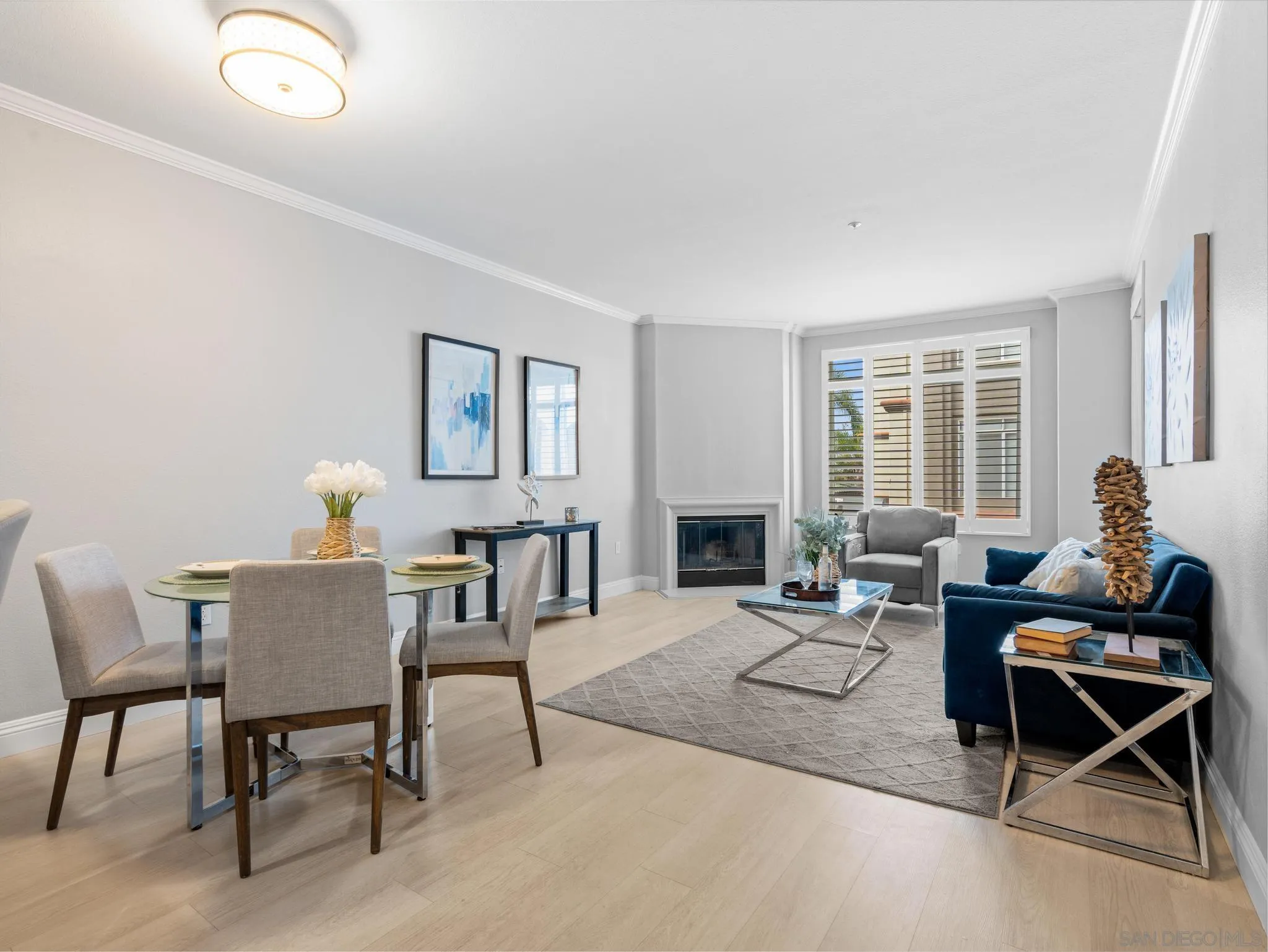 9263 Regents Rd Unit B302