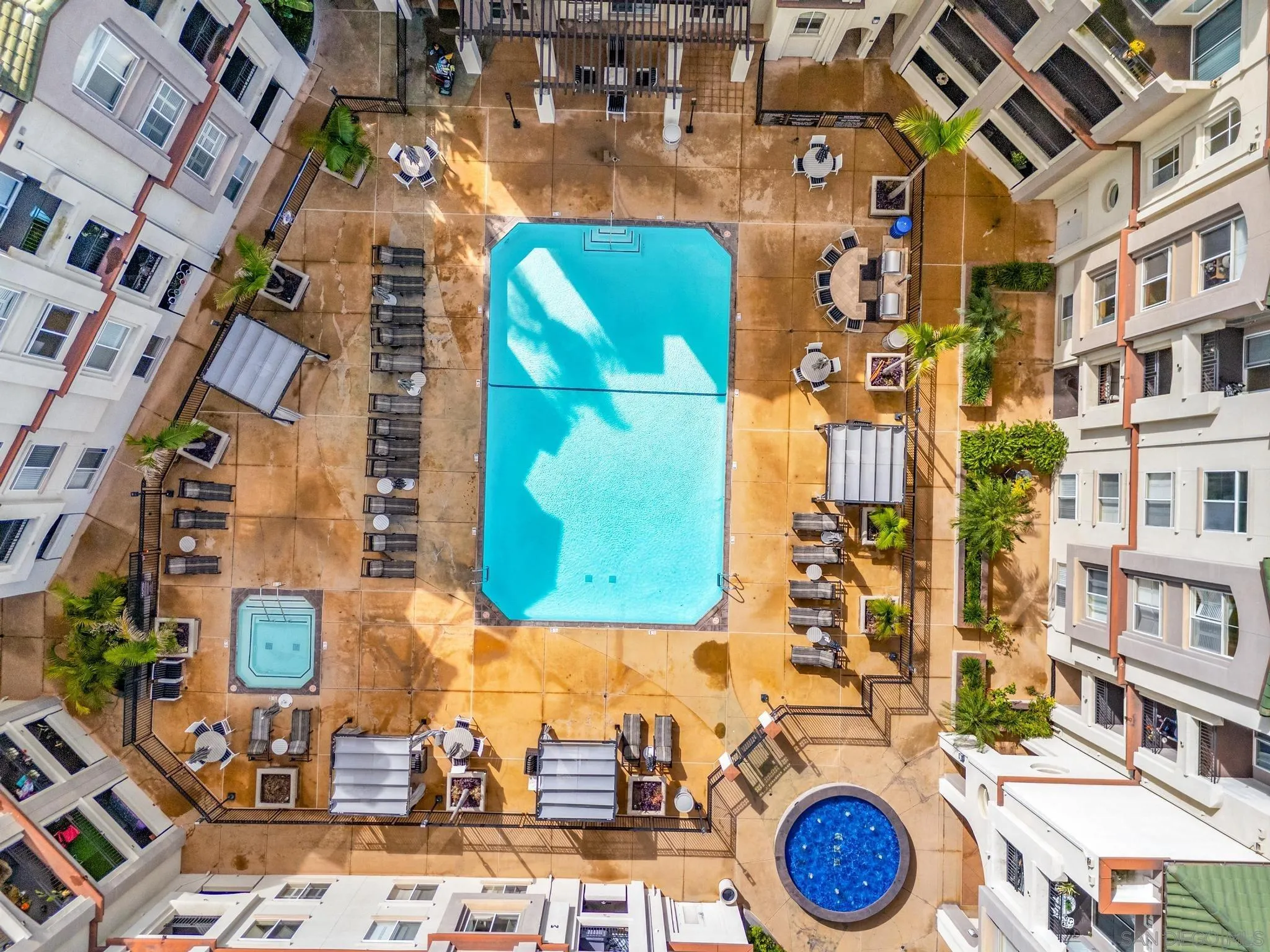 9263 Regents Rd Unit B302