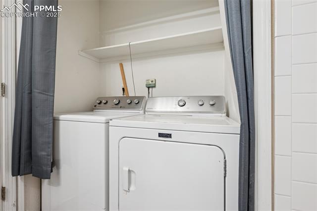 2140 Fairweather Way