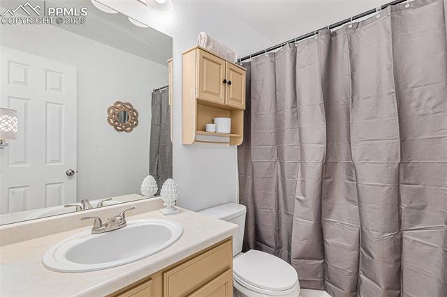 1529 Chadderton Court